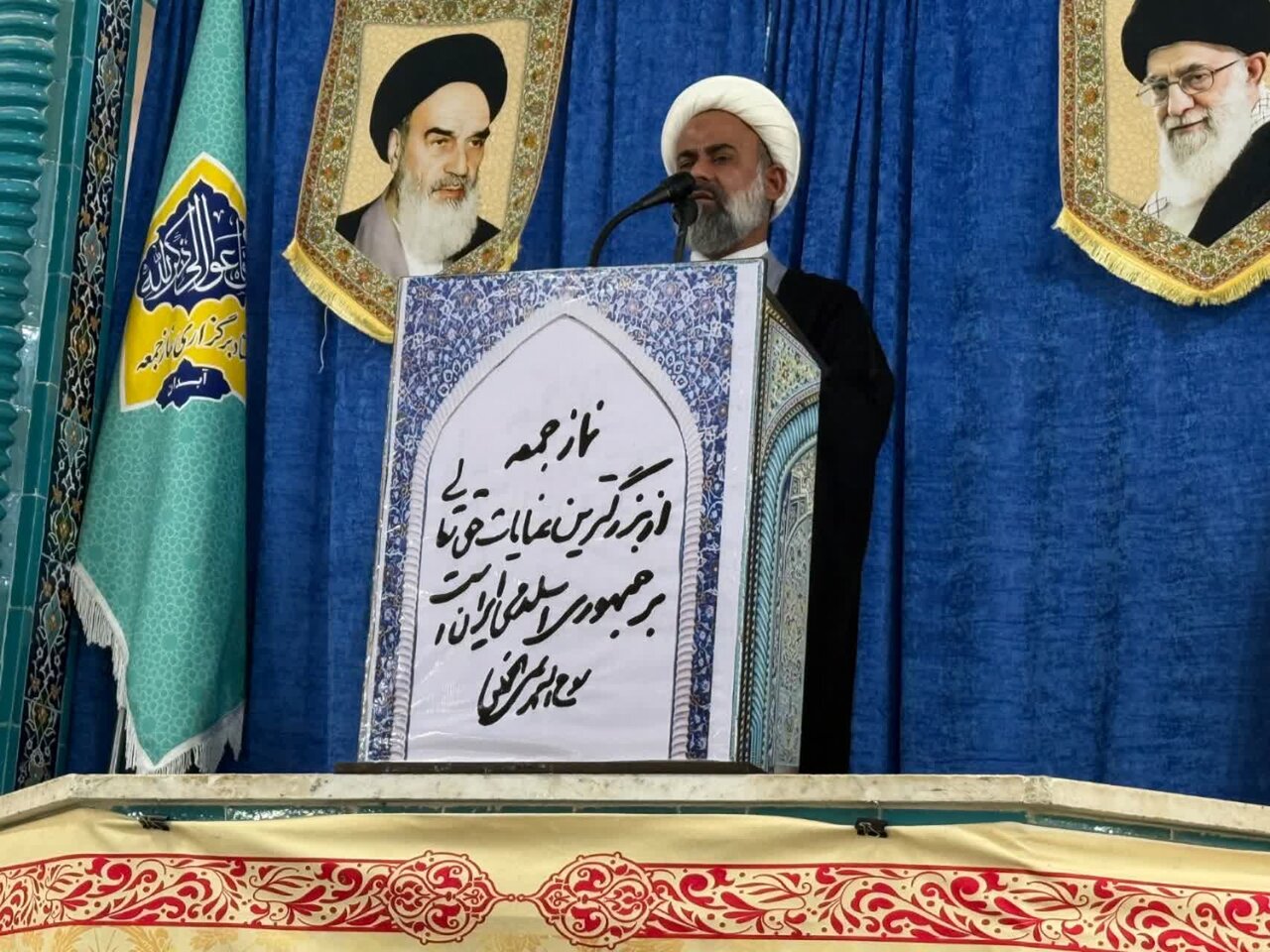 مساجد قلب تپنده انقلاب و محور مقاومت فرهنگی و اجتماعی‌اند