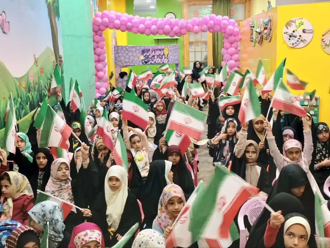 شرکت ۲۰۰ دختر کودک و خردسال در «هیئت زیر گنبد طلا»