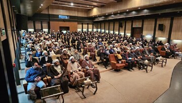 فیلم| گردهمایی مبلغین و اساتید مدارس علمیه چهارمحال و بختیاری