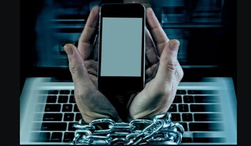 ارسال تصاویر و اطلاعات برای رسانه‌های دشمن چه حکم فقهی دارد؟