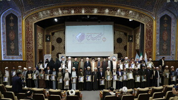 گزارش ویدئویی از بیست‌وهفتمین همایش کتاب سال حوزه و نهمین جشنواره مقالات علمی حوزه