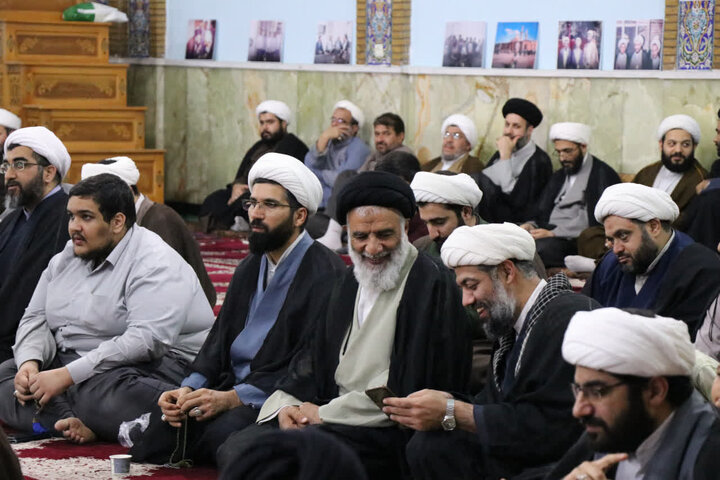 تصاویر/دومین گردهمایی سالانه دانش آموختگان مدرسه علمیه امام خمینی (ره) اهواز