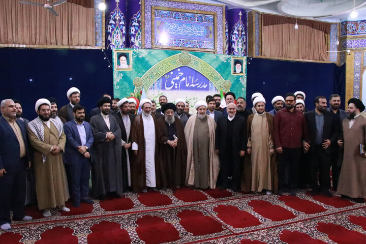 تصاویر/دومین گردهمایی سالانه دانش آموختگان مدرسه علمیه امام خمینی (ره) اهواز