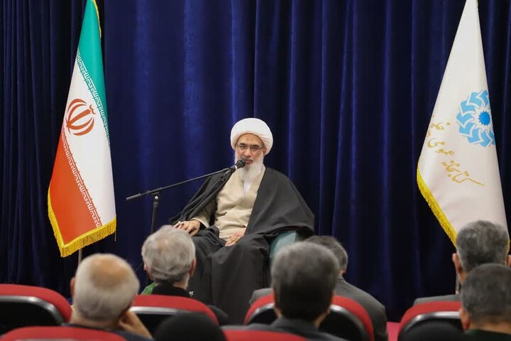 تصاویر/ رونمایی از کتاب «تمنّادار» در بوشهر