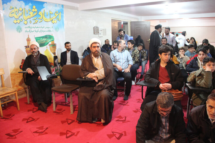 تصاویر /  مراسم جشن سالگرد پیرورزی انقلاب اسلامی در مرکز زبان حوزه علمیه استان قزوین