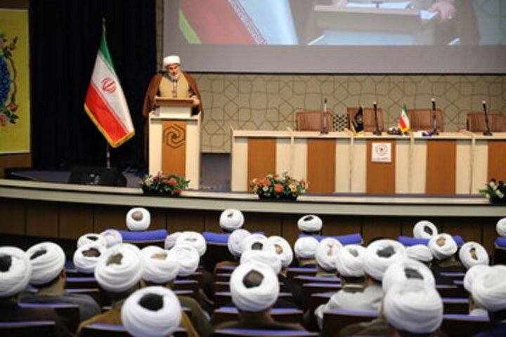 تصاویر/ برگزاری اجلاس سراسری مدیران نهادهای حوزوی در مرکز مدیریت حوزه‌های علمیه خواهران