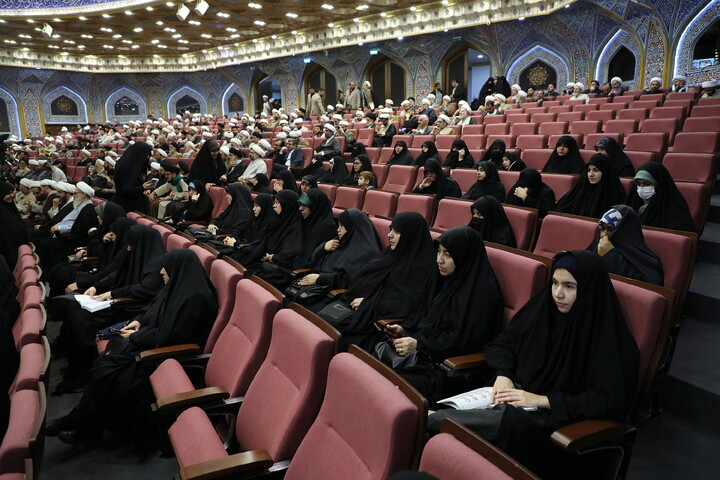 تصاویر/ بیست‌وهفتمین همایش کتاب سال حوزه و نهمین جشنواره مقالات علمی حوزه