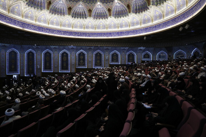 تصاویر/ بیست‌وهفتمین همایش کتاب سال حوزه و نهمین جشنواره مقالات علمی حوزه