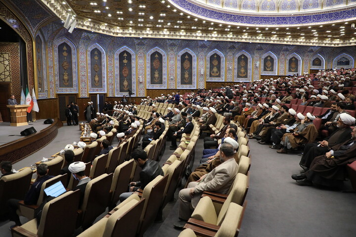 تصاویر/ بیست‌وهفتمین همایش کتاب سال حوزه و نهمین جشنواره مقالات علمی حوزه