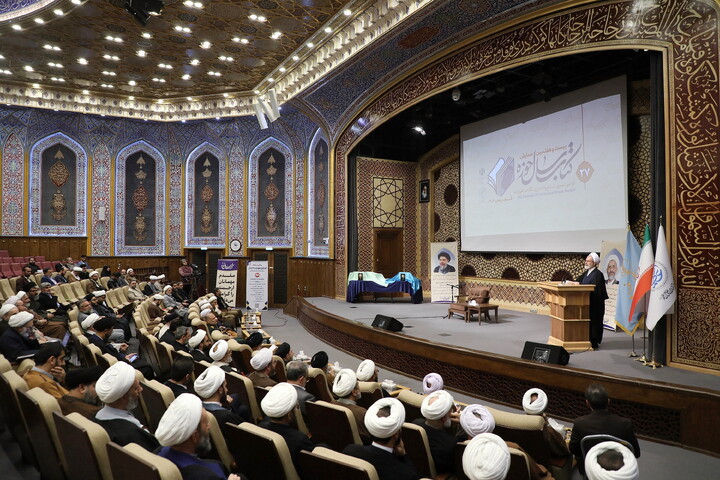 تصاویر/ بیست‌وهفتمین همایش کتاب سال حوزه و نهمین جشنواره مقالات علمی حوزه