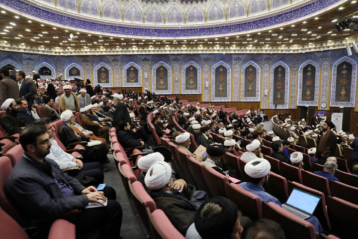 تصاویر/ بیست‌وهفتمین همایش کتاب سال حوزه و نهمین جشنواره مقالات علمی حوزه