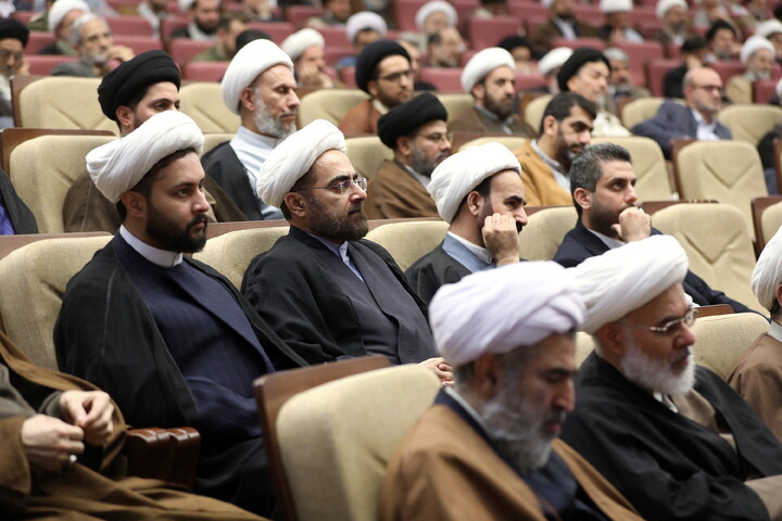 تصاویر/ بیست‌وهفتمین همایش کتاب سال حوزه و نهمین جشنواره مقالات علمی حوزه