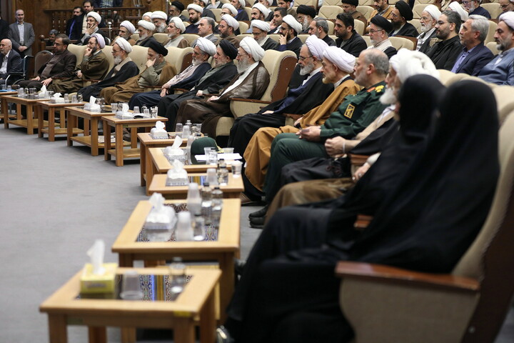 تصاویر/ بیست‌وهفتمین همایش کتاب سال حوزه و نهمین جشنواره مقالات علمی حوزه