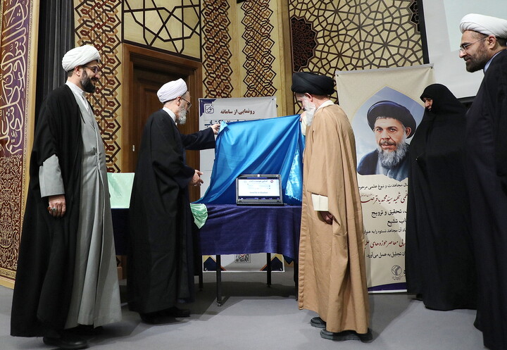 تصاویر/ بیست‌وهفتمین همایش کتاب سال حوزه و نهمین جشنواره مقالات علمی حوزه