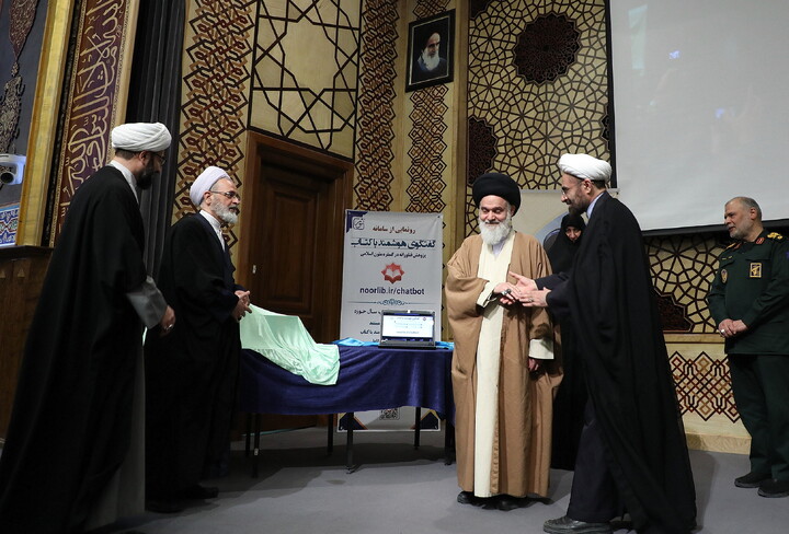 تصاویر/ بیست‌وهفتمین همایش کتاب سال حوزه و نهمین جشنواره مقالات علمی حوزه