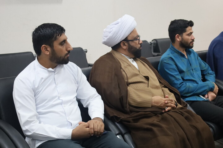 تصاویر/ دیدار کادر مرکز مدیریت حوزه علمیه استان با نماینده ولی‌فقیه در استان هرمزگان