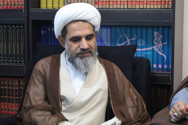 تصاویر/ دیدار کادر مرکز مدیریت حوزه علمیه استان با نماینده ولی‌فقیه در استان هرمزگان