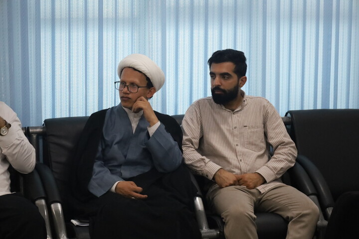تصاویر/ دیدار کادر مرکز مدیریت حوزه علمیه استان با نماینده ولی‌فقیه در استان هرمزگان