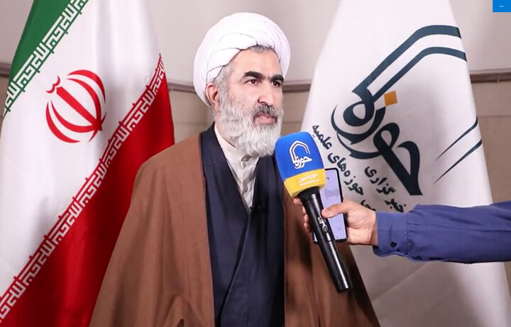 همایش کتاب سال حوزه تداوم مسیر معرفی تولیدات فاخر حوزوی به جهان علمی