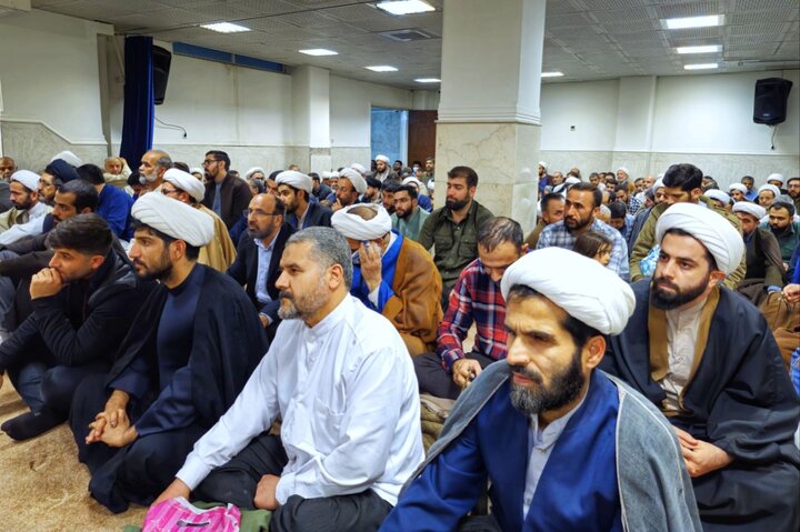 تصاویر/ دیدار طلاب و فضلای همدانی ساکن قم با نماینده ولی فقیه در استان همدان