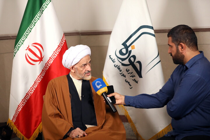 تصاویر/ حواشی بیست‌وهفتمین همایش کتاب سال حوزه و نهمین جشنواره مقالات علمی حوزه