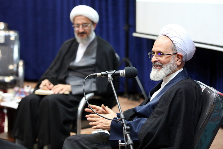 تصاویر/ دیدار اعضای کنگره ملی بزرگداشت شهید آیت‌ الله مفتح با آیت الله اعرافی