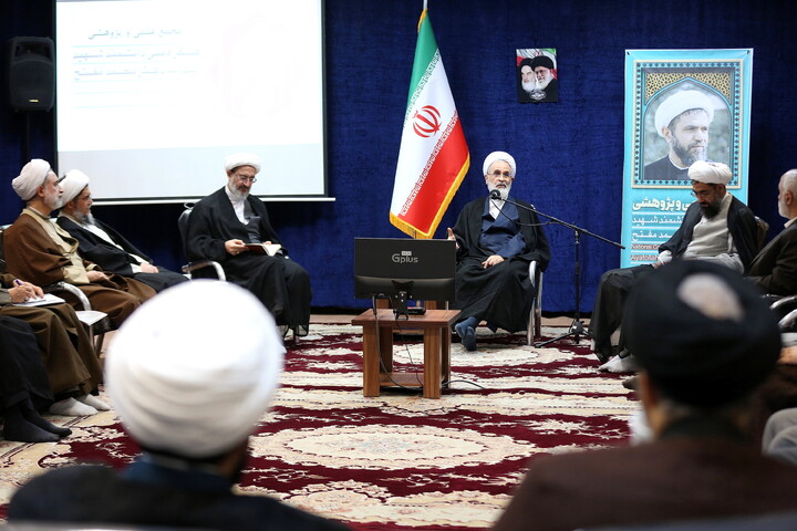 تصاویر/ دیدار اعضای کنگره ملی بزرگداشت شهید آیت‌ الله مفتح با آیت الله اعرافی