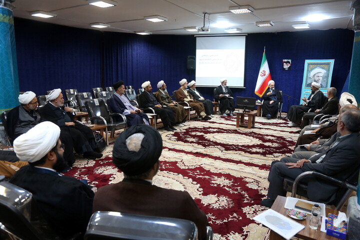 تصاویر/ دیدار اعضای کنگره ملی بزرگداشت شهید آیت‌ الله مفتح با آیت الله اعرافی