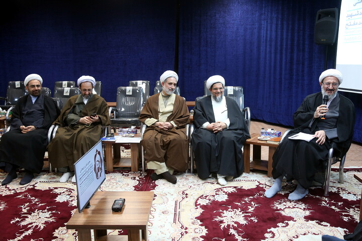 تصاویر/ دیدار اعضای کنگره ملی بزرگداشت شهید آیت‌ الله مفتح با آیت الله اعرافی