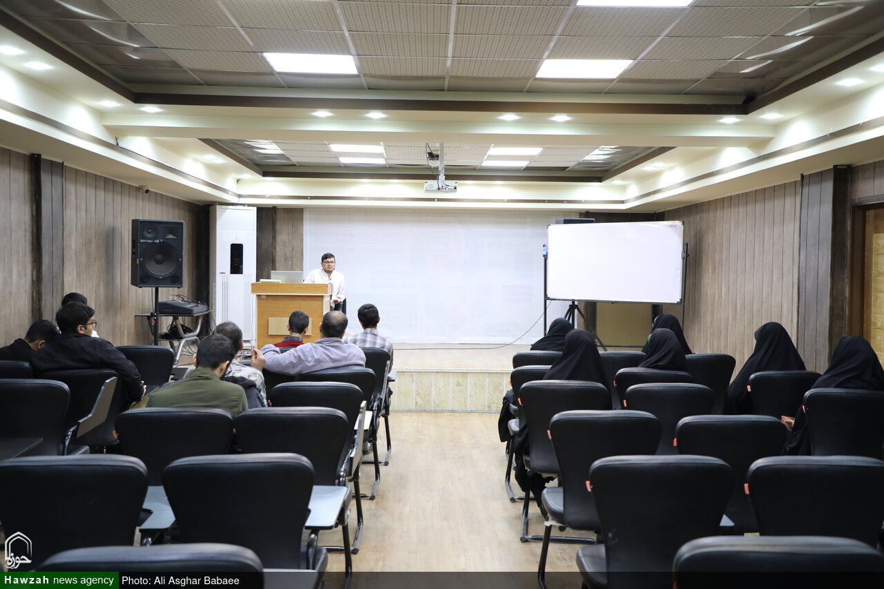 تصاویر/ برگزاری دوره شناخت دشمن در جنگ ترکیبی