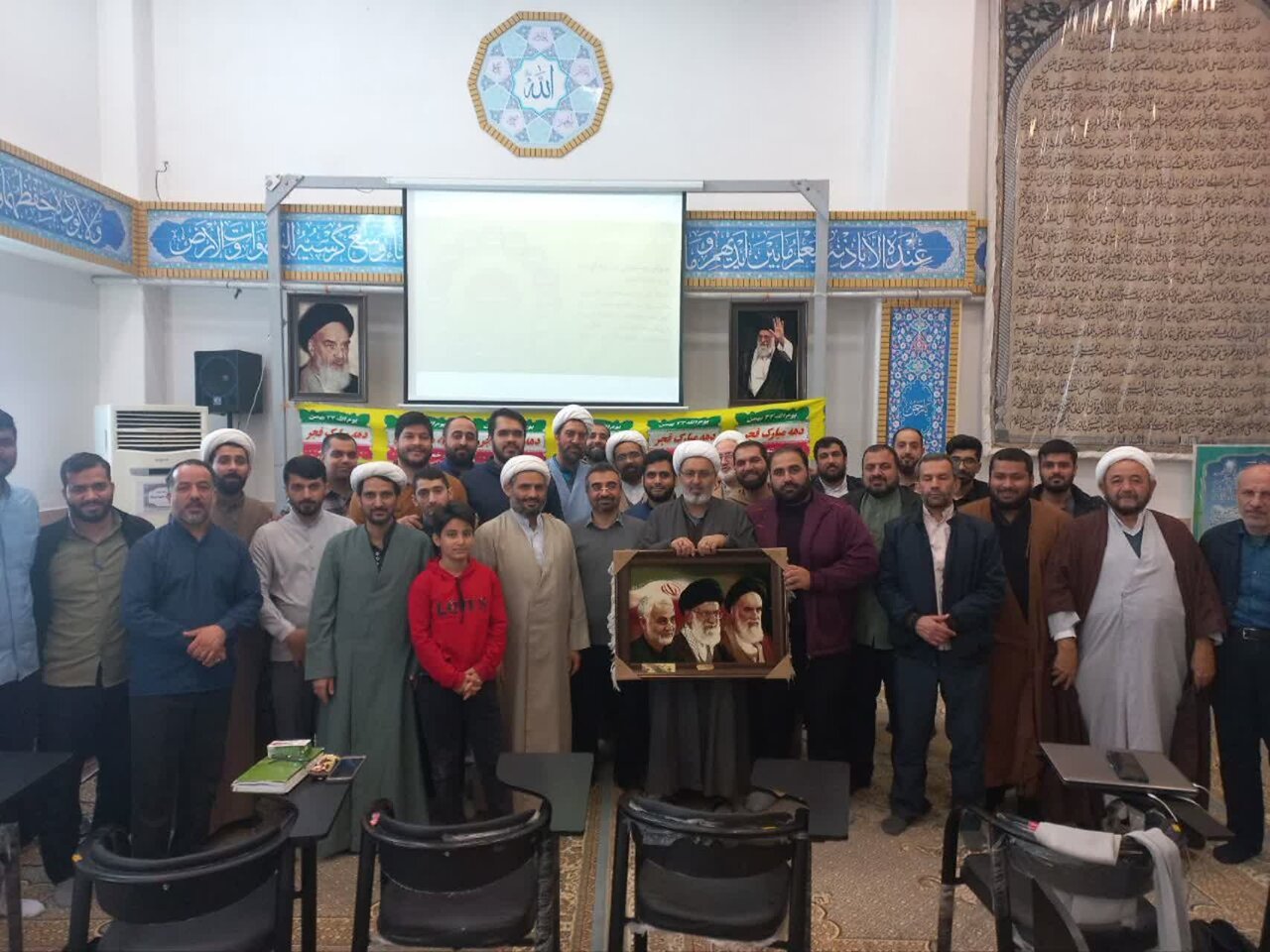 برگزاری کارگاه هوش مصنوعی در مدرسه علمیه سفیران هدایت امام جواد (ع) آزادشهر+ تصاویر