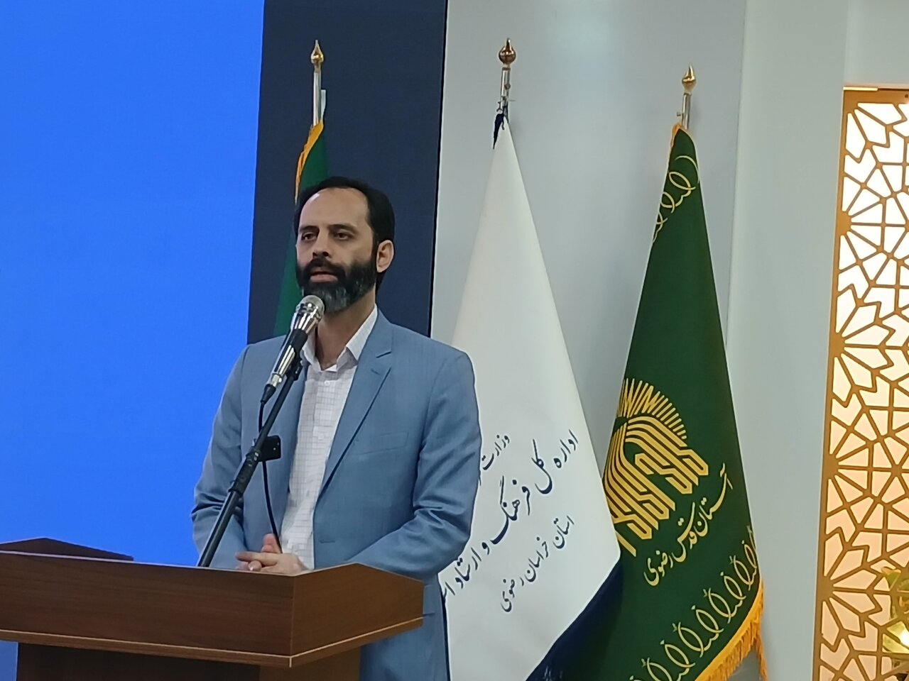 انس با قرآن رمز اتحاد و مقاومت ملت ایران است