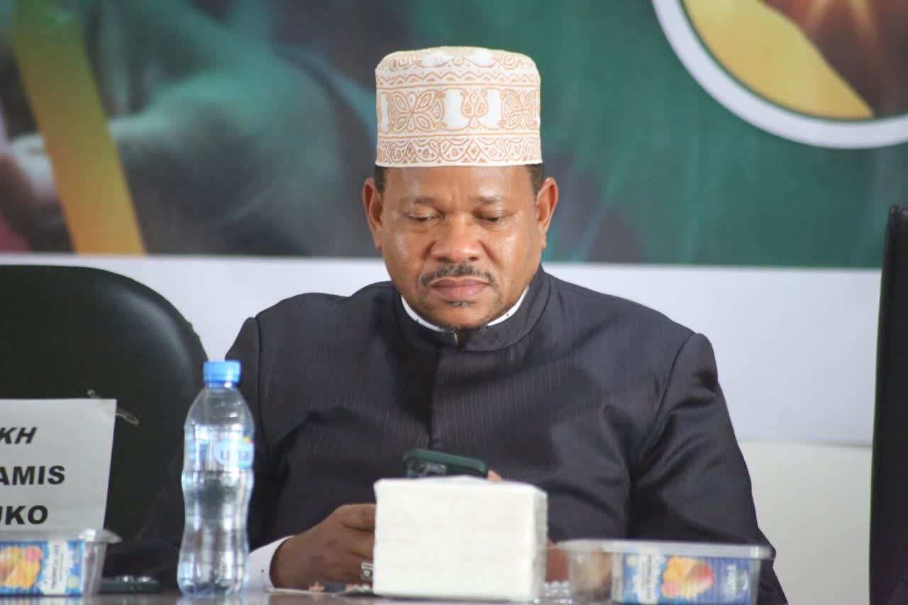 نشست "بررسی حضور منجی آخرالزمان"  در تانزانیا برگزار شد