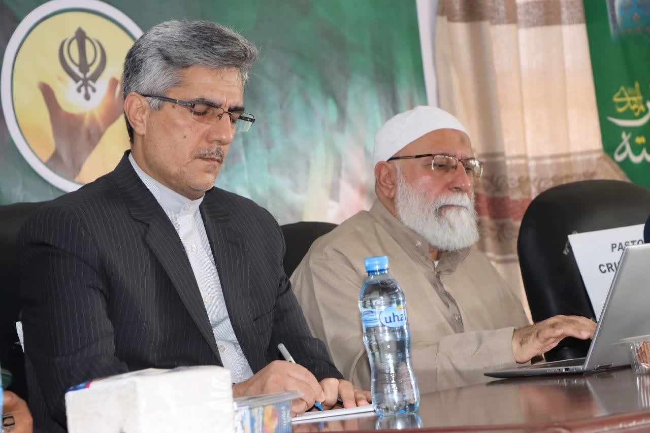 نشست "بررسی حضور منجی آخرالزمان" در تانزانیا برگزار شد