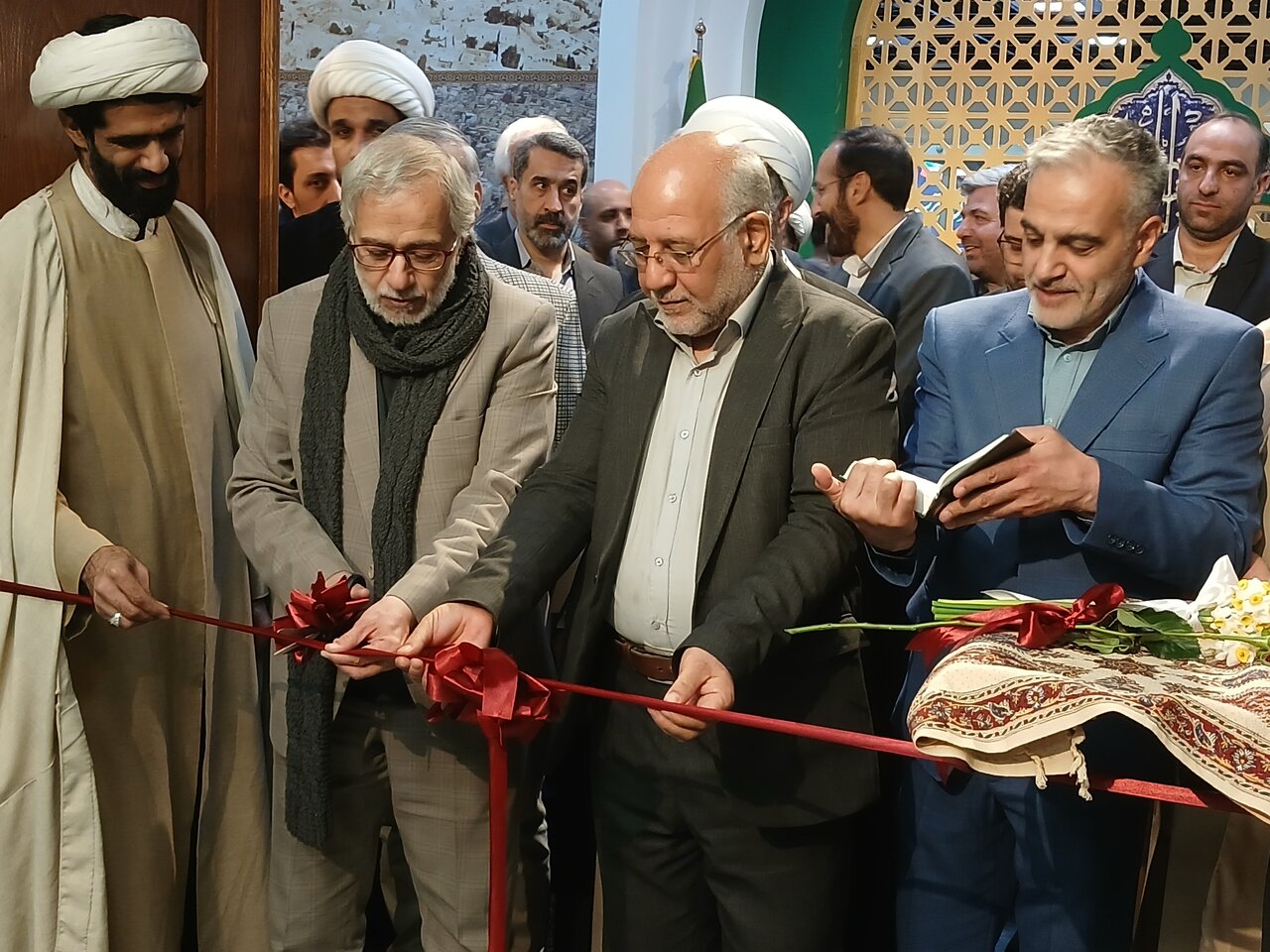 افتتاحیه رسمی نمایشگاه قرآن وعترت مشهد