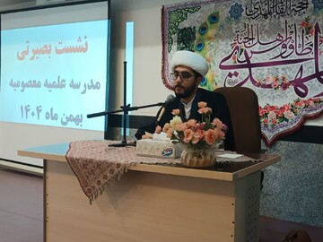 بصیرت‌افزایی سد نفوذ فتنه‌ها است+تصاویر