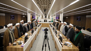 تصاویر/ دوره دانش افزایی مدیران مدارس حوزه علمیه قم در مشهد مقدس