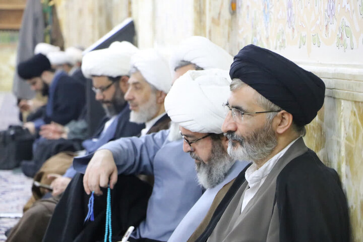 تصاویر / برگزاری نشست نقش و رسالت حوزه‌های علمیه در عرصه بین‌الملل در مدرسه علمیه ازگل امام خمینی (ره)