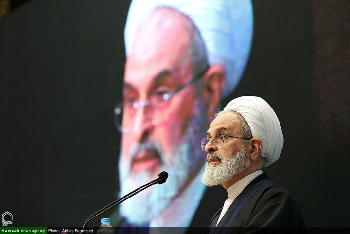 Le Séminaire Islamique face à l’Occident : L’Appel de l’Ayatollah Arafi à une Stratégie Intellectuelle pour la Nouvelle Civilisation Islamique