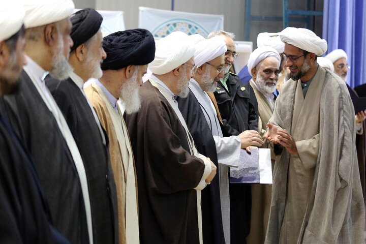 تصاویر/ اختتامیه بیست و هفتمین جشنواره بین المللی پژوهشی شیخ طوسی