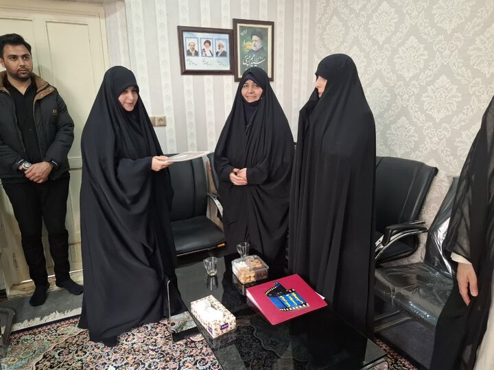 تجلیل پژوهشگران برتر حوزه علمیه خواهران کاشان و آران وبیدگل