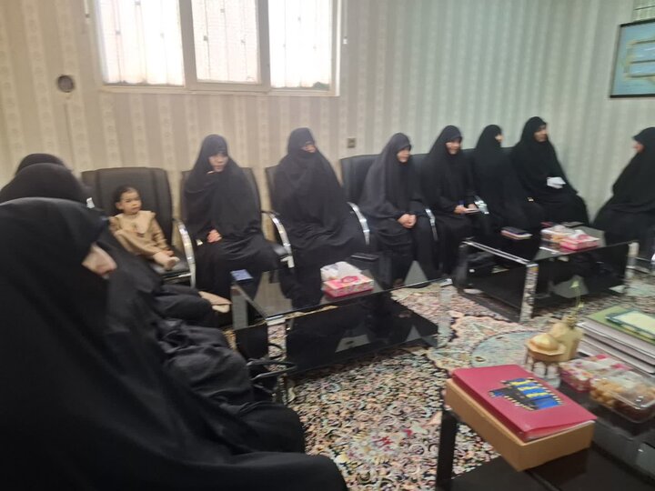 تجلیل پژوهشگران برتر حوزه علمیه خواهران کاشان و آران وبیدگل