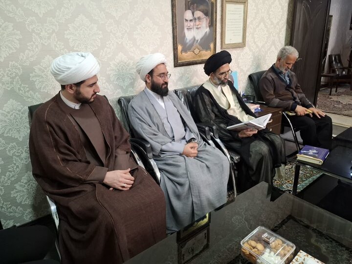 تجلیل پژوهشگران برتر حوزه علمیه خواهران کاشان و آران وبیدگل