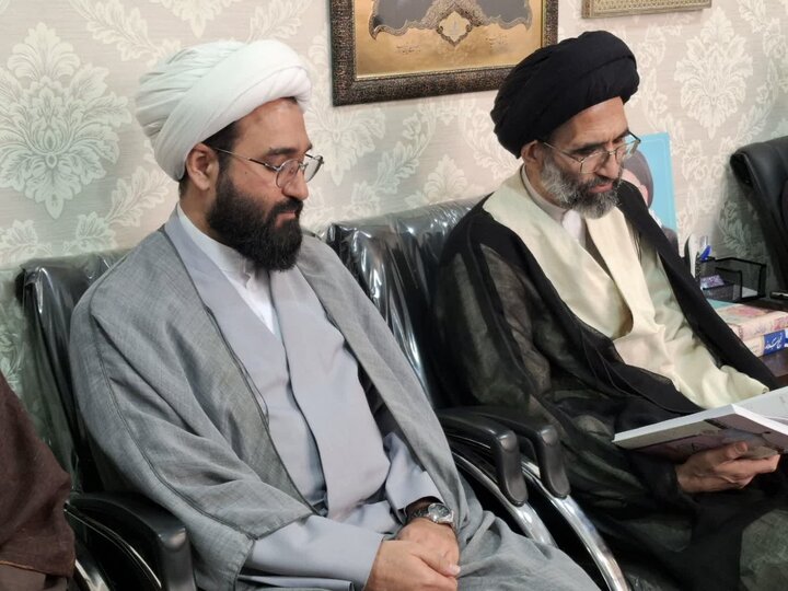 تجلیل پژوهشگران برتر حوزه علمیه خواهران کاشان و آران وبیدگل