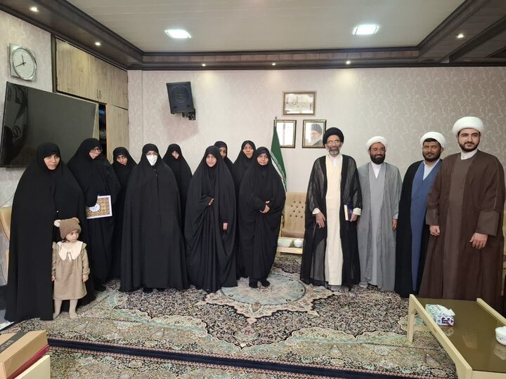 تجلیل پژوهشگران برتر حوزه علمیه خواهران کاشان و آران وبیدگل