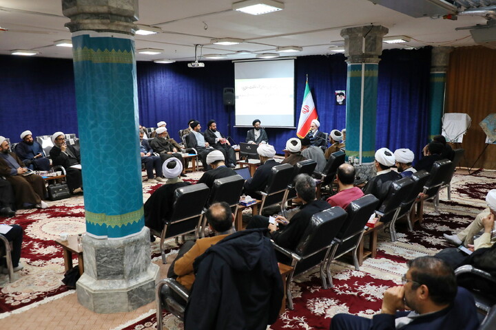 تصاویر/ نشست مسئولان استانی موقوفات و منافع پایدار حوزه های علمیه با حضور آیت الله اعرافی