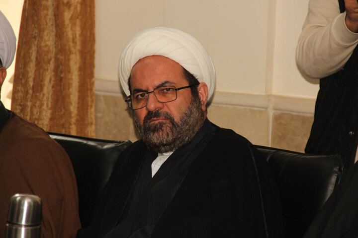 تصاویر / دیدار استاندار قزوین با مدیر حوزه علمیه ،ومدیران مدارس علمیه استان