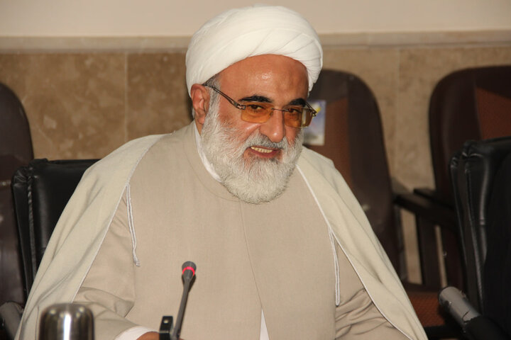 تصاویر / دیدار استاندار قزوین با مدیر حوزه علمیه ،ومدیران مدارس علمیه استان