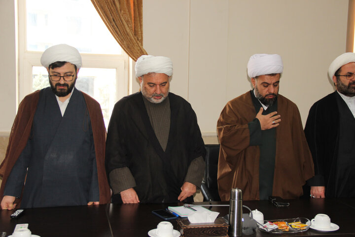 تصاویر / دیدار استاندار قزوین با مدیر حوزه علمیه ،ومدیران مدارس علمیه استان