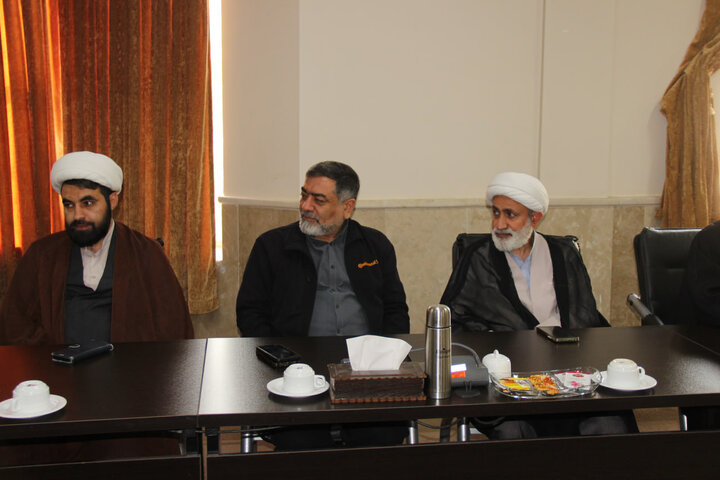 تصاویر / دیدار استاندار قزوین با مدیر حوزه علمیه ،ومدیران مدارس علمیه استان